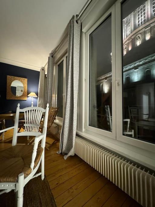 Apartamento Le Tiki De Notre-Dame - Duplex Vue Cathedrale Boulogne-sur-Mer Exterior foto